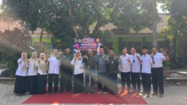 Tim Dewan Pendidikan Kota Blitar melakukan monitoring pelaksanaan MPLS di SD Negeri 2 Sananwetan, Kota Blitar.